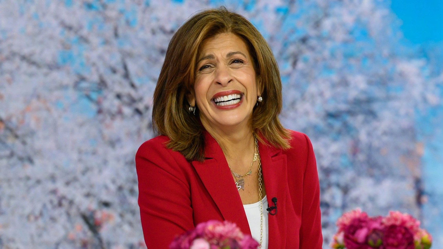 Today's Hoda Kotb wears the same yellow pantsuit on morning show just hours  after wearing outfit to lavish Forbes event | The US Sun