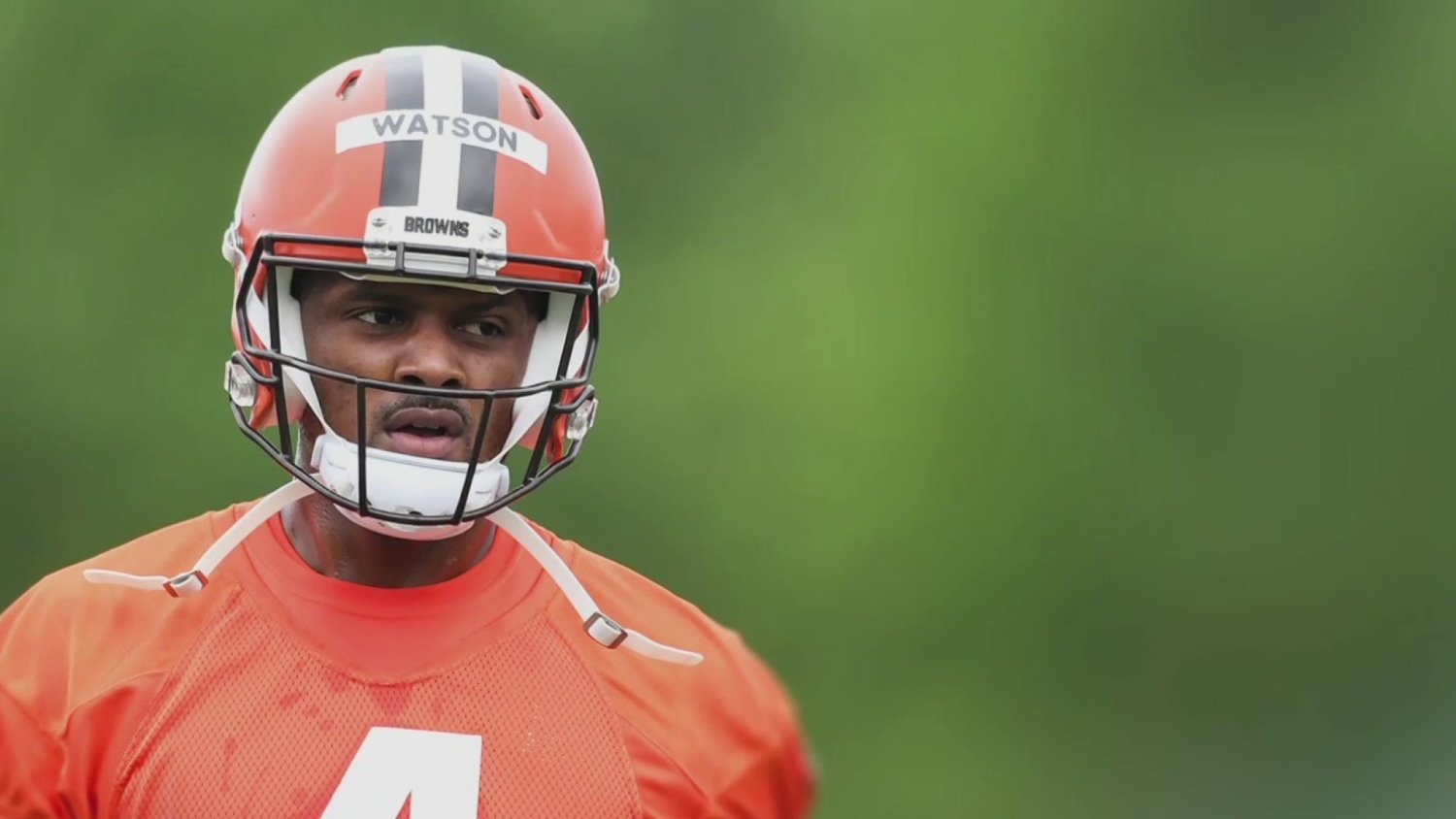 Deshaun Watson returns from suspension, declines to express remorse