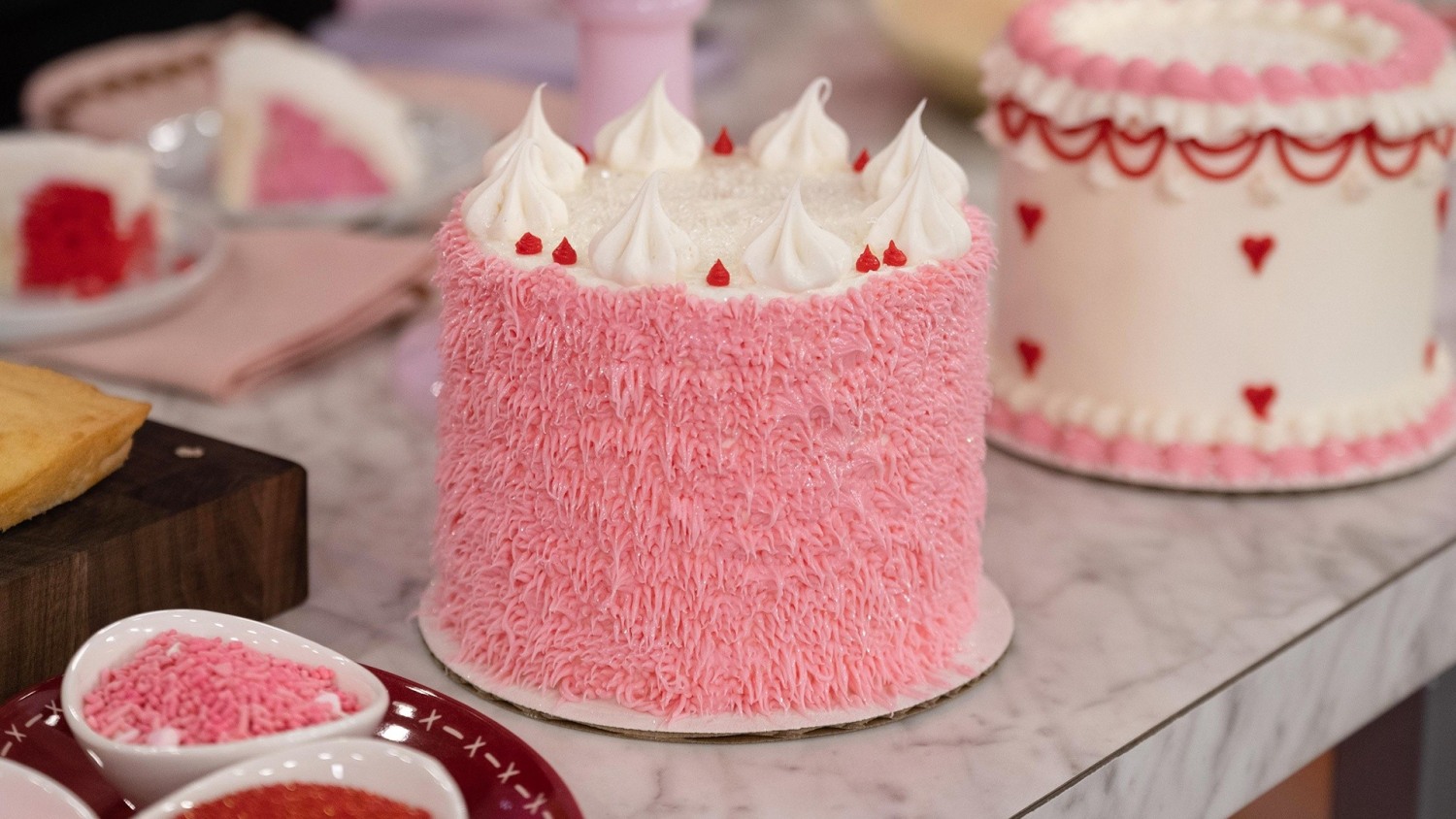 20 Creative Valentine's Day Cake Ideas to Bake This February - Let's Eat  Cake-mncb.edu.vn