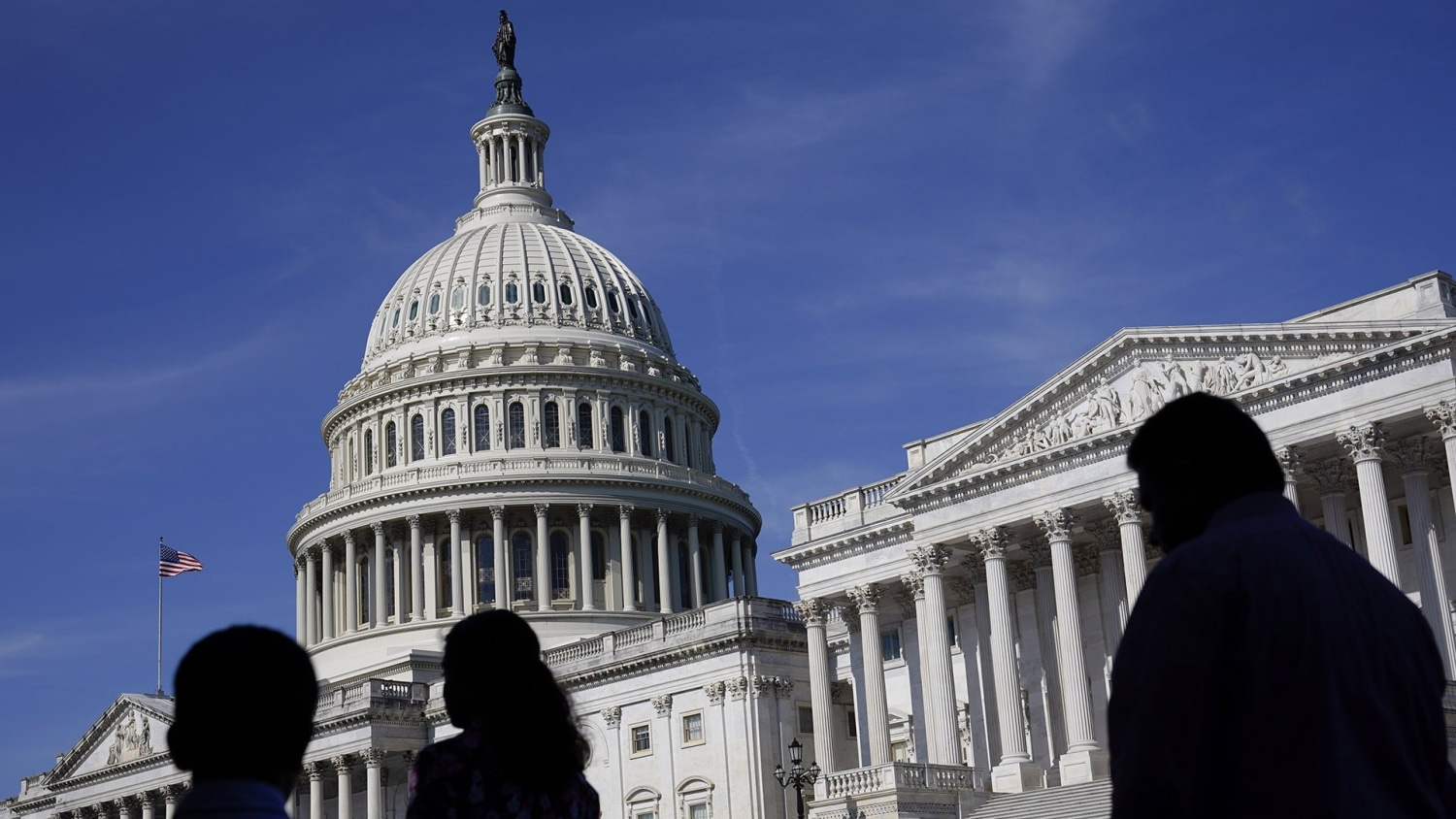 Serial hacker selling US House and Senate members' personal data