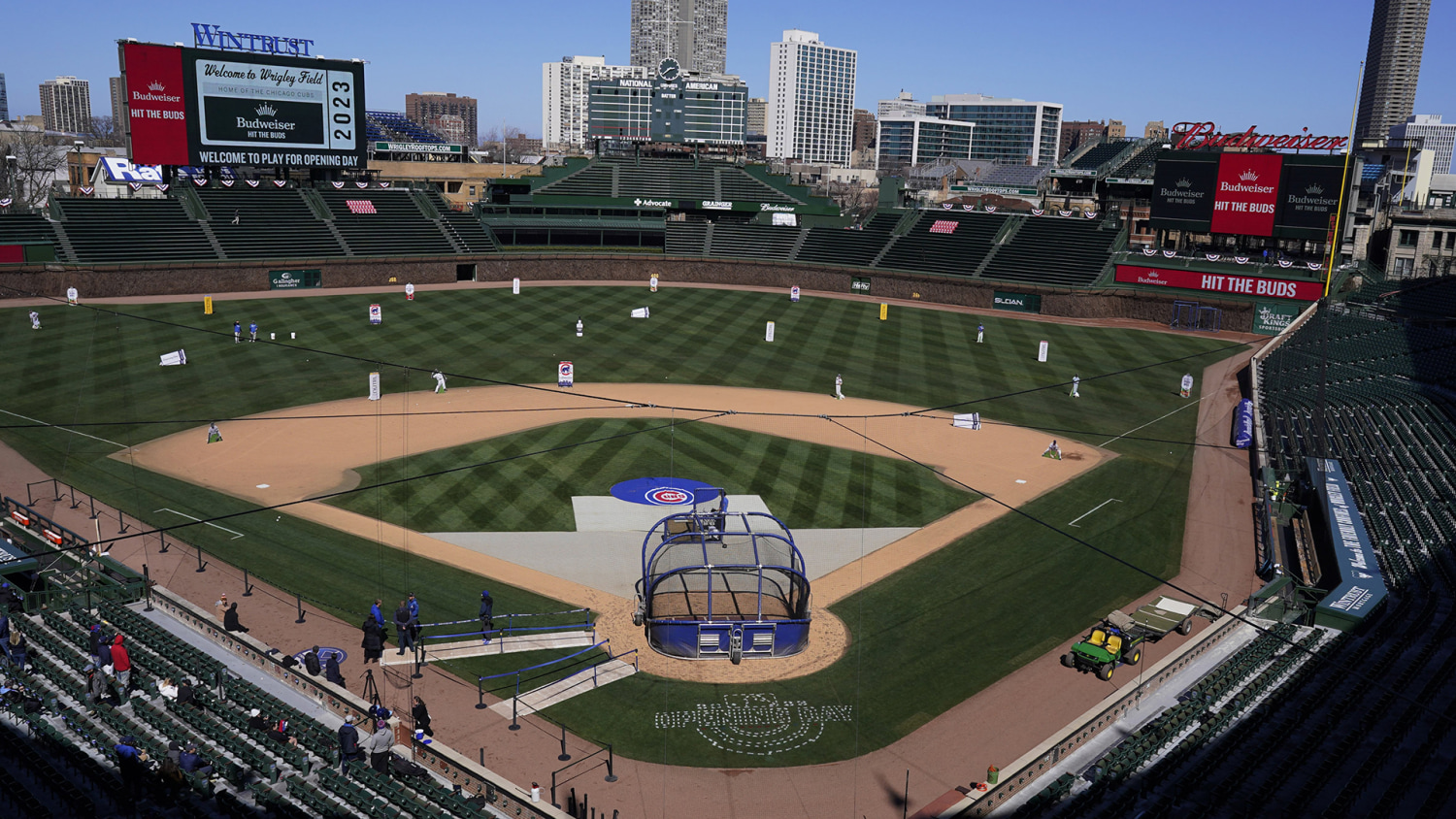 Climate change is affecting baseball home runs, study says : NPR