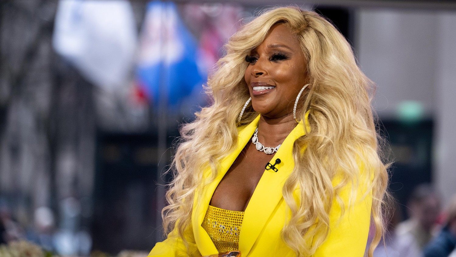 Mary J. Blige to Release Debut Children's Book 'Mary Can!' in 2023 –  Billboard