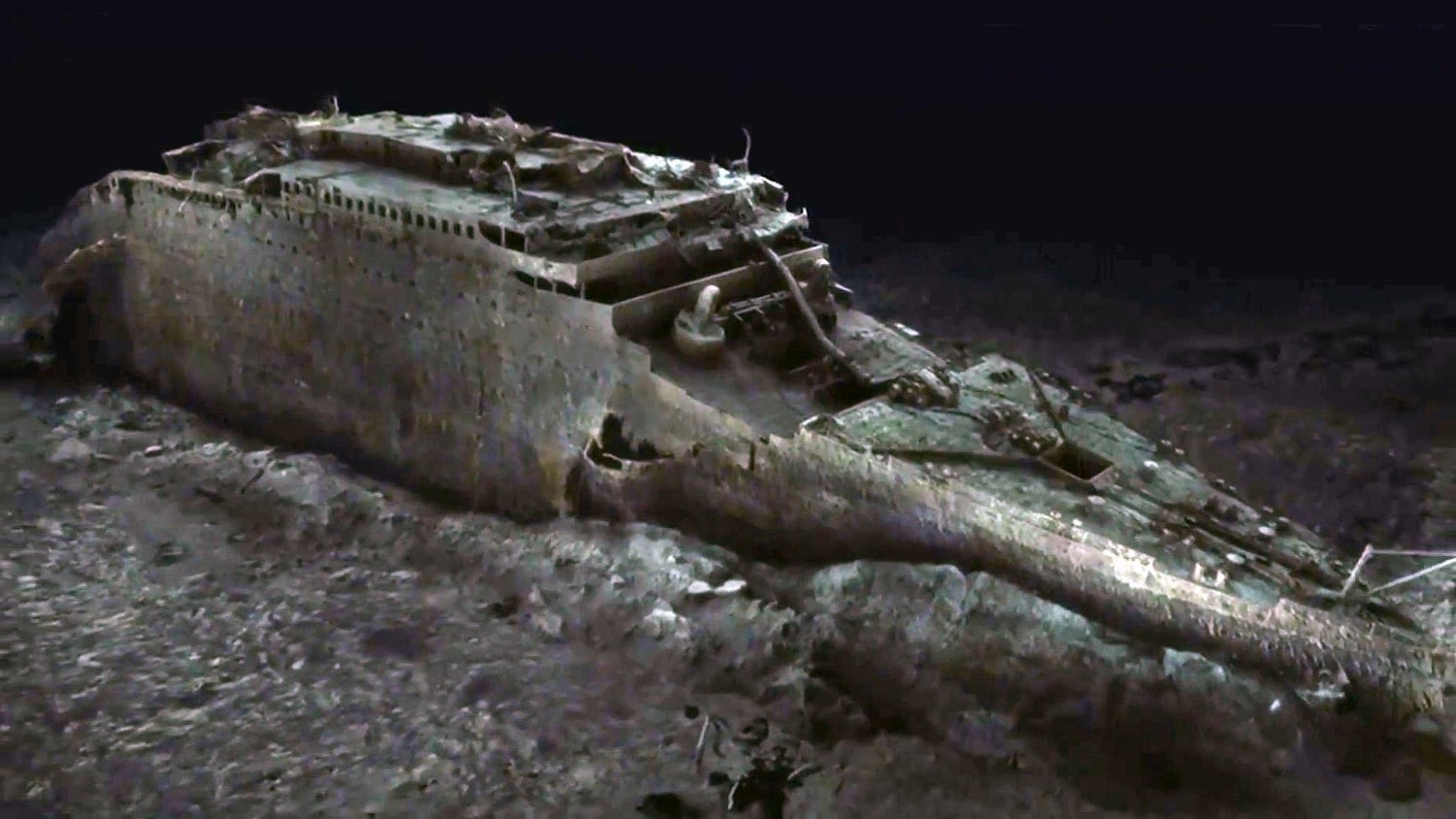 Titanic wreck first full-size scan: Liner revealed as never before