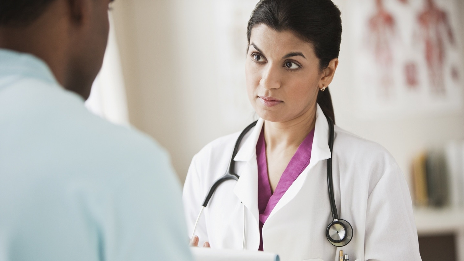Can You Trust Your Doctor? 7 Signs They're A Good Fit — And 5 They're Not