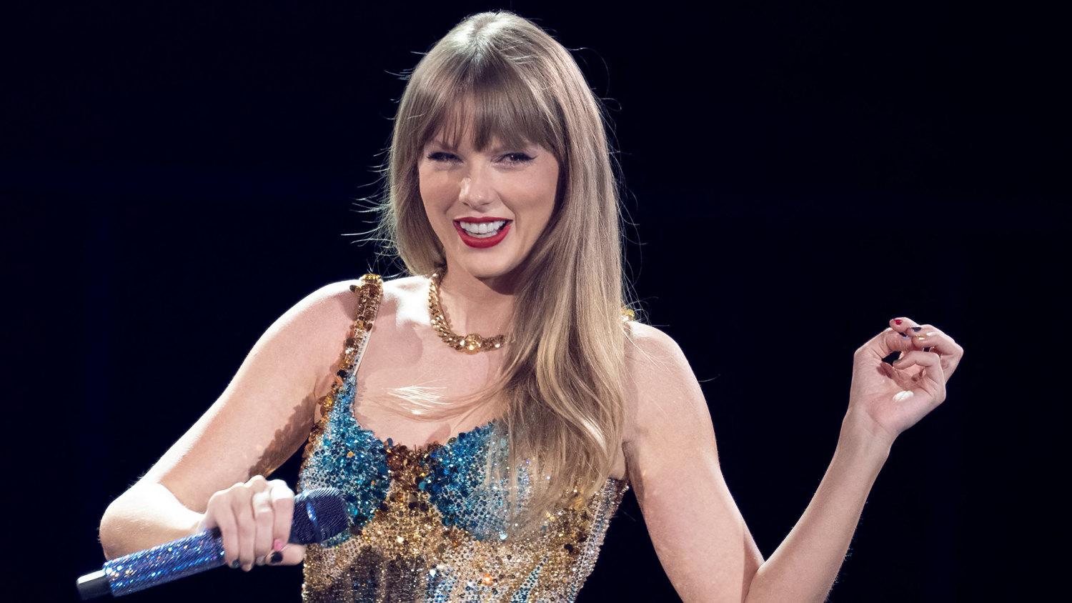Taylor Swift Gives $100,000 Bonuses to Eras Tour Truckers