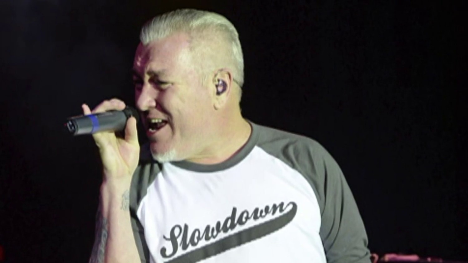 Smash Mouth singer Steve Harwell dies at 56 of acute liver failure