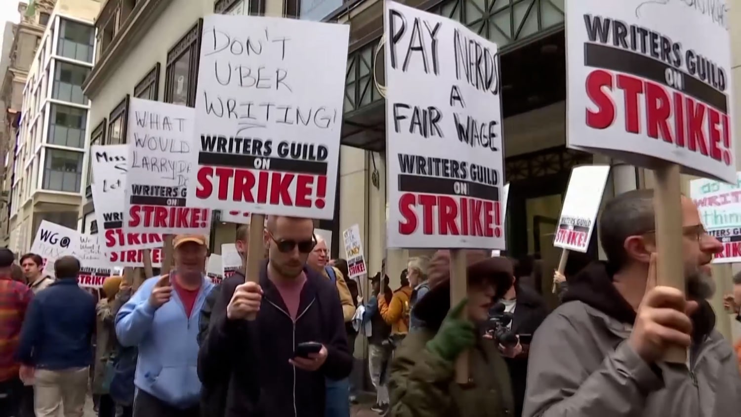 There's still no end in sight for the Hollywood strikes