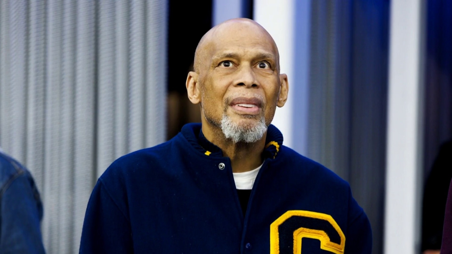 NBA legend Kareem Abdul Jabbar breaks hip after fall at concert