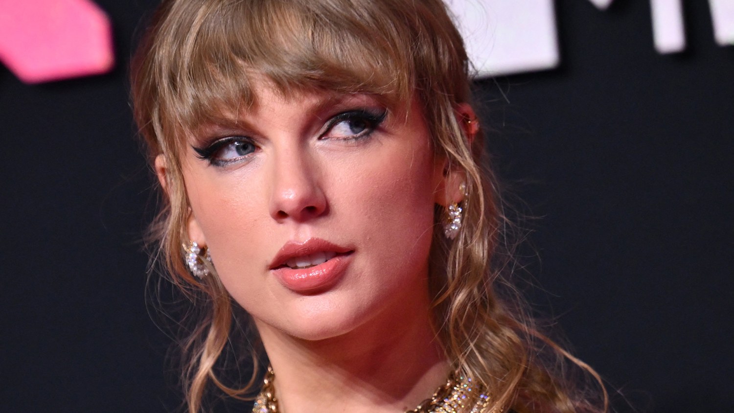 Taylor Swift's message for fans upset about her at Chiefs games