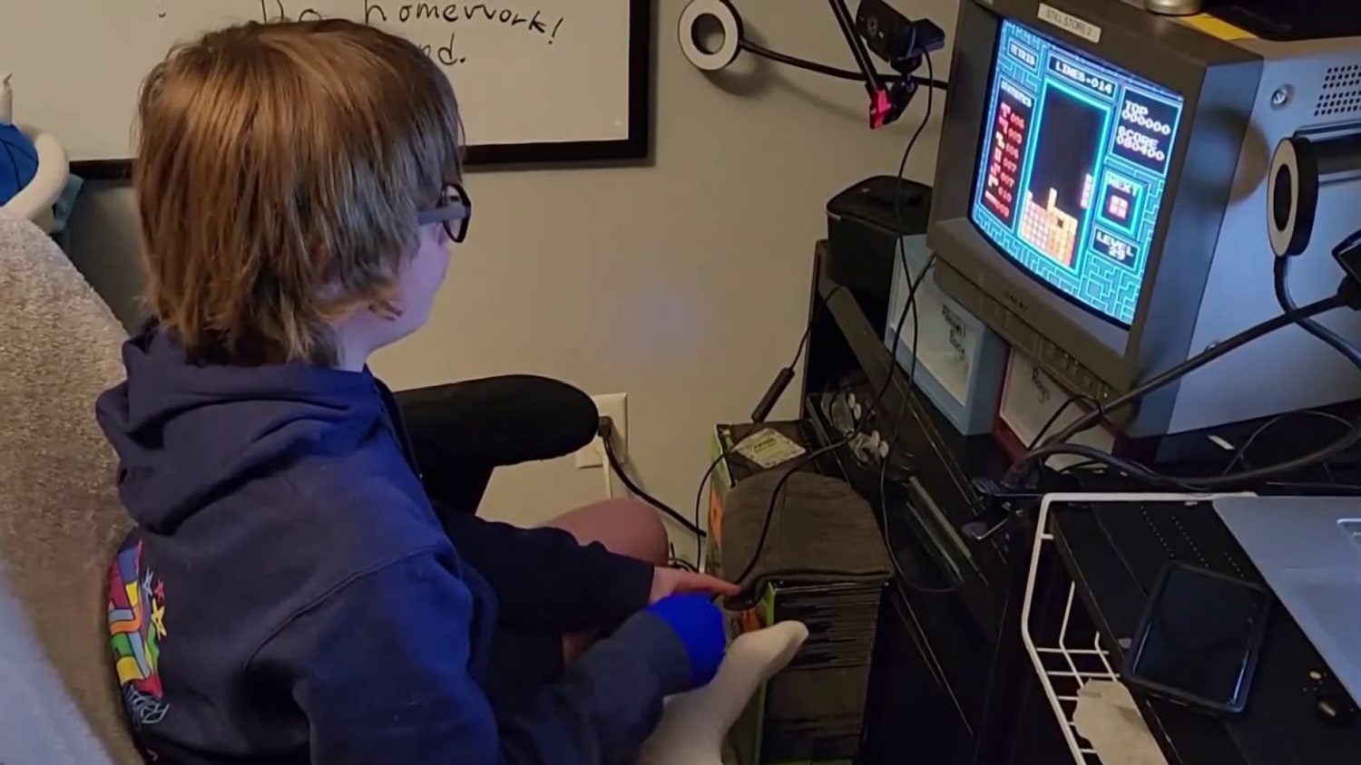Boy, 13, Is Believed to Be the First to 'Beat' Tetris - The New York Times