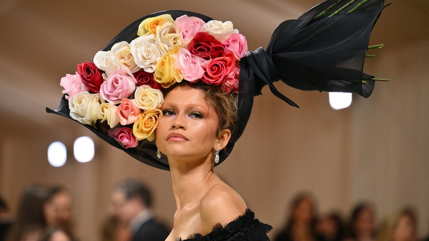 Stars shine bright 2024 Met Gala: See all the looks and highlights Stars shine bright 2024 Met Gala: See all the looks and highlights