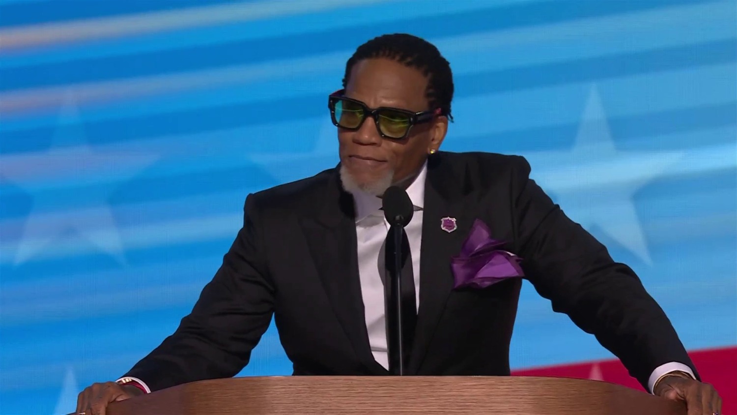 Comedian DL Hughley digs at Trump's comment on Kamala's heritage