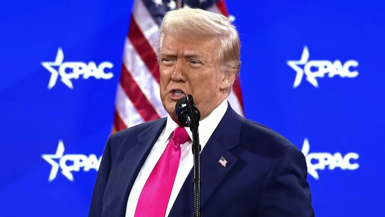 Trump touts efforts to reshape government in CPAC speech