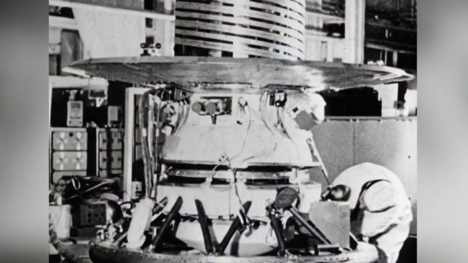 Soviet Kosmos 482 spacecraft crashes into an unknown site on Earth