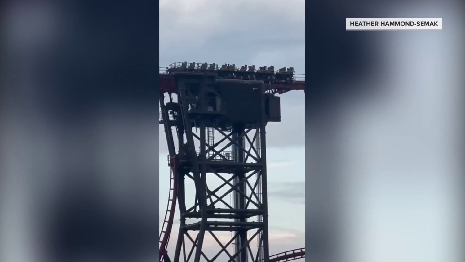 眩暈SIREN catastrophe Yikes! Cedar Point's newest roller coaster, Siren's Curse