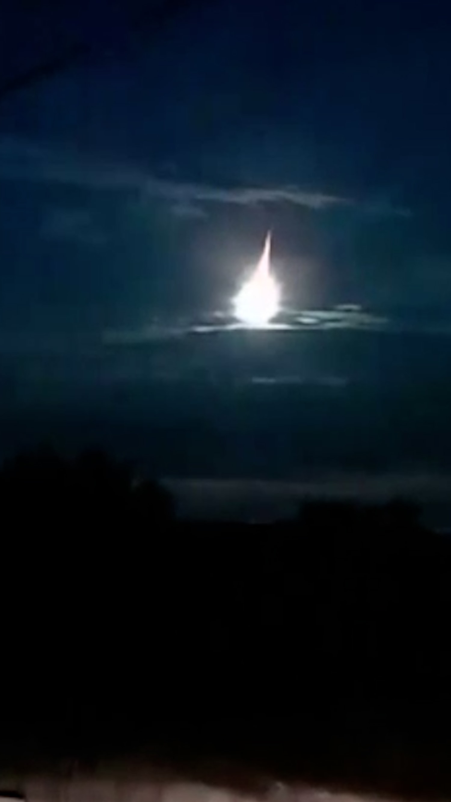 Shooting star lights up Japan's skies