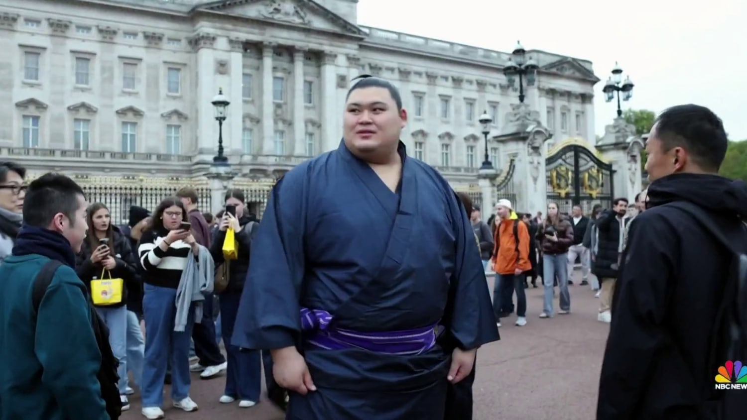 Japan's top Sumo athletes take over London