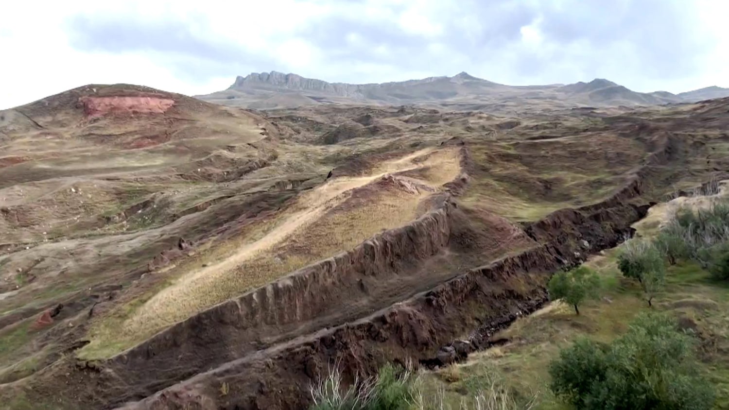 Is This Imprint in Turkey's Mountains Evidence of Noah’s Ark?
