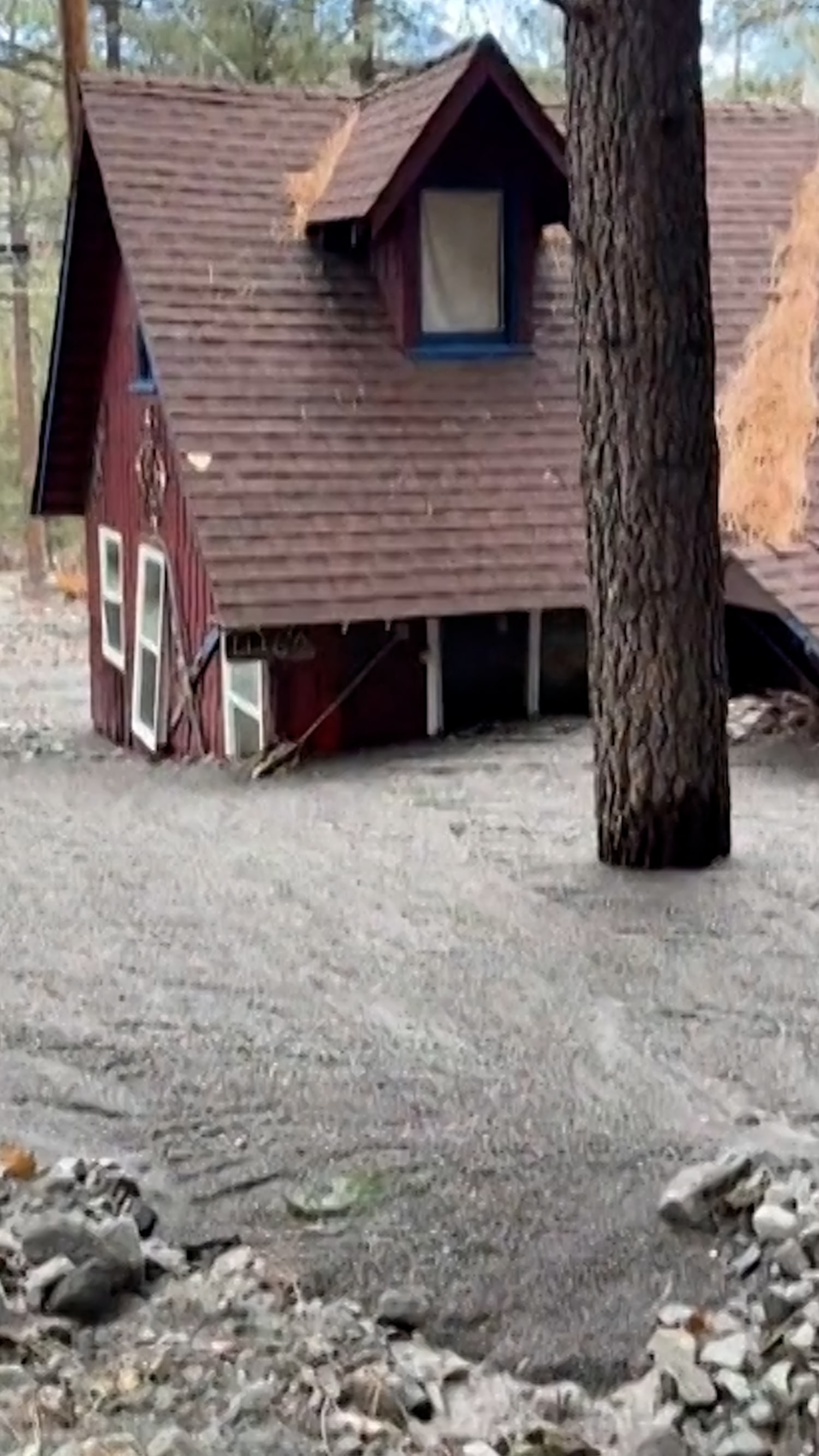 Mountain community in California struck by mudslides