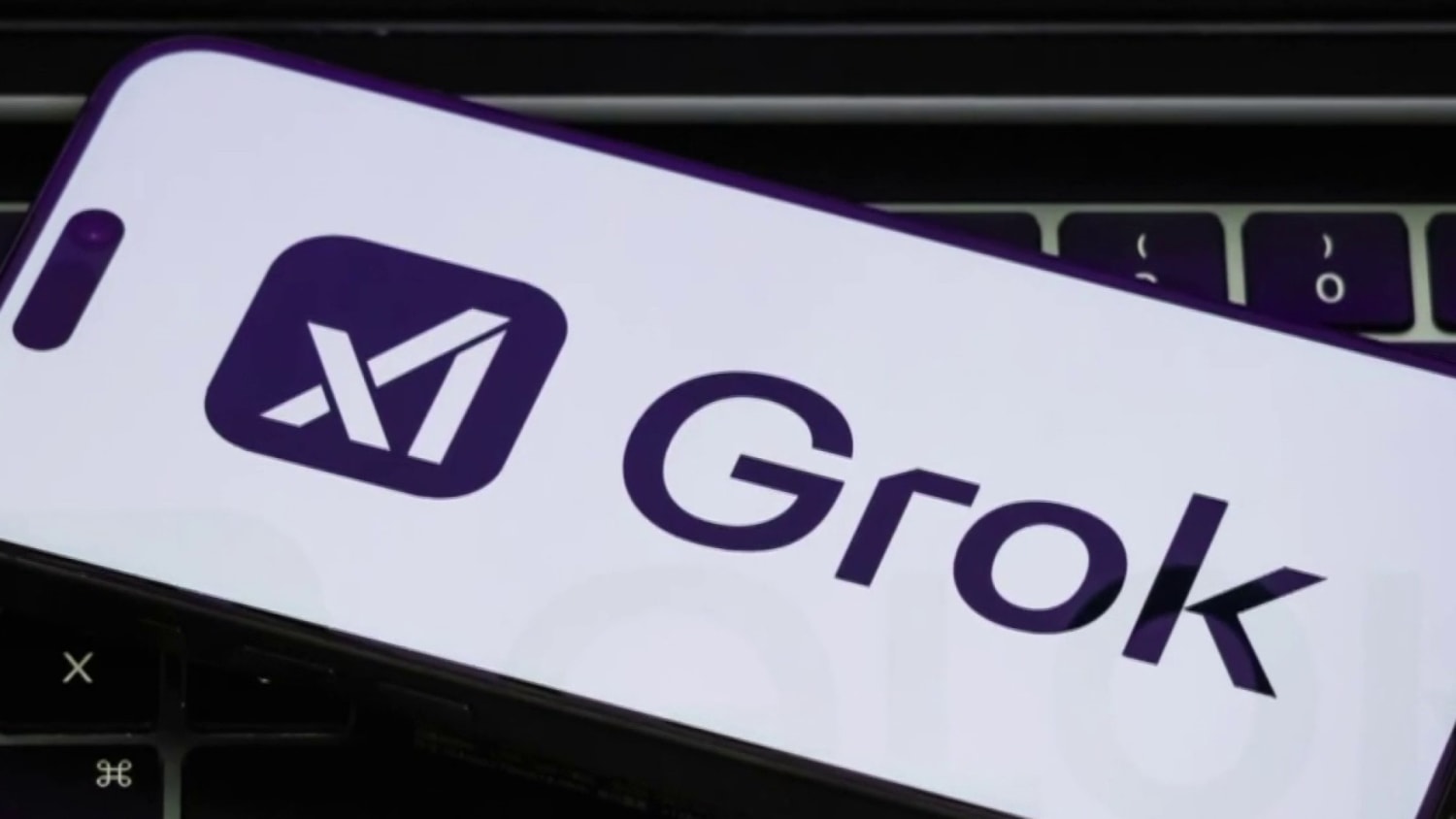 Grok AI model still generating sexualized content after changes