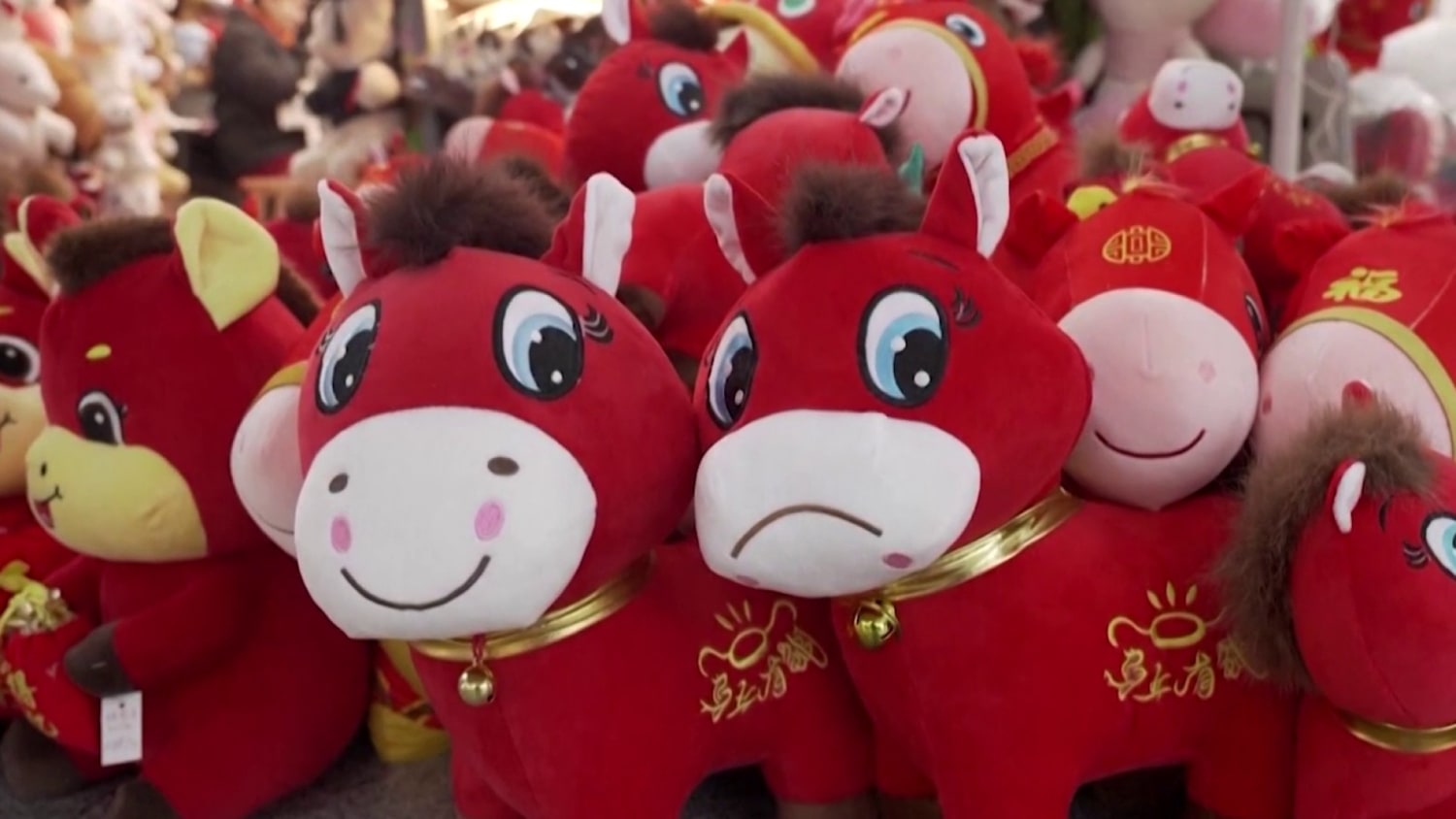 snapchat vibration ausschalten 'Crying horse' toy plushie goes viral in China