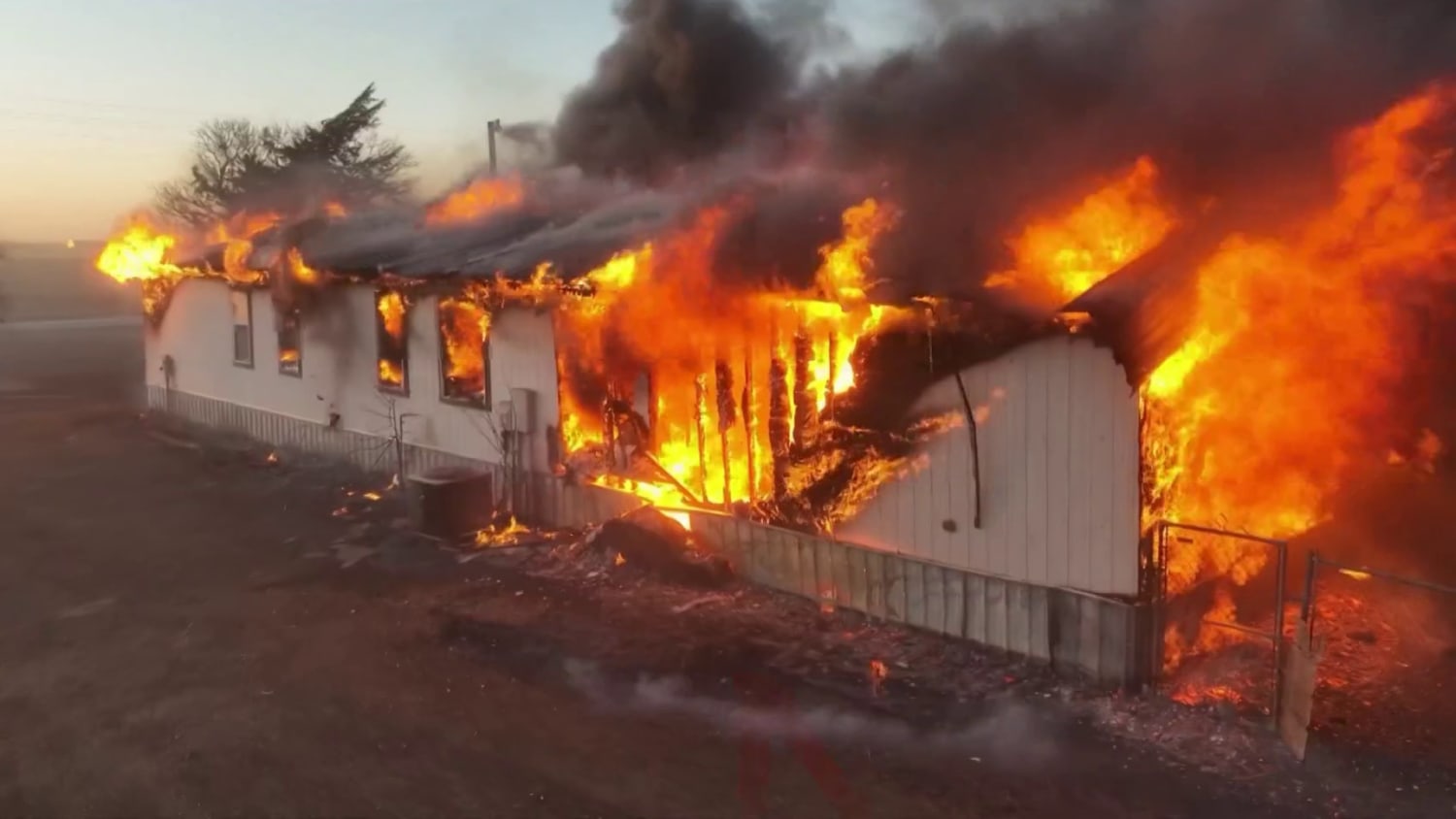 Oklahoma wildfires burn thousands of acres