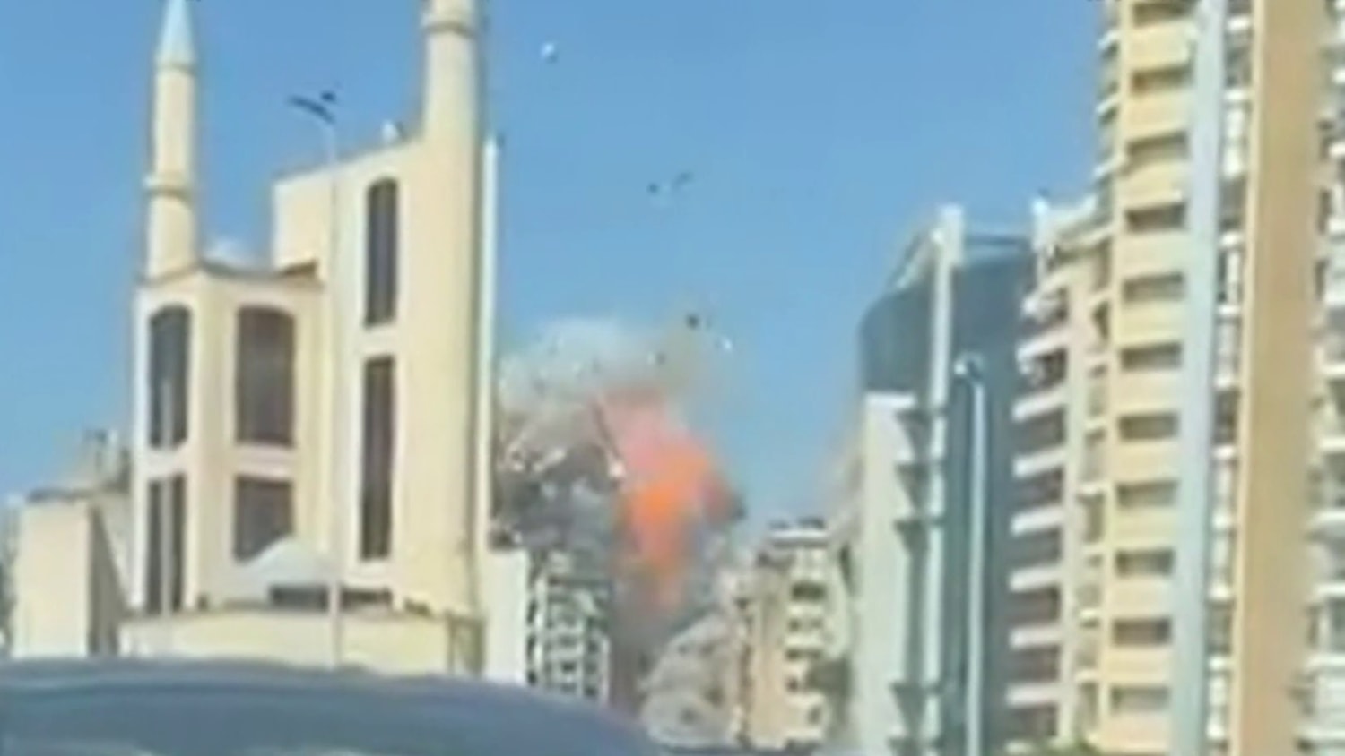 nbcnews.com - Strait of Hormuz traffic slow despite ceasefire and design flaw raises re-entry risk for Artemis II: Morning Rundown