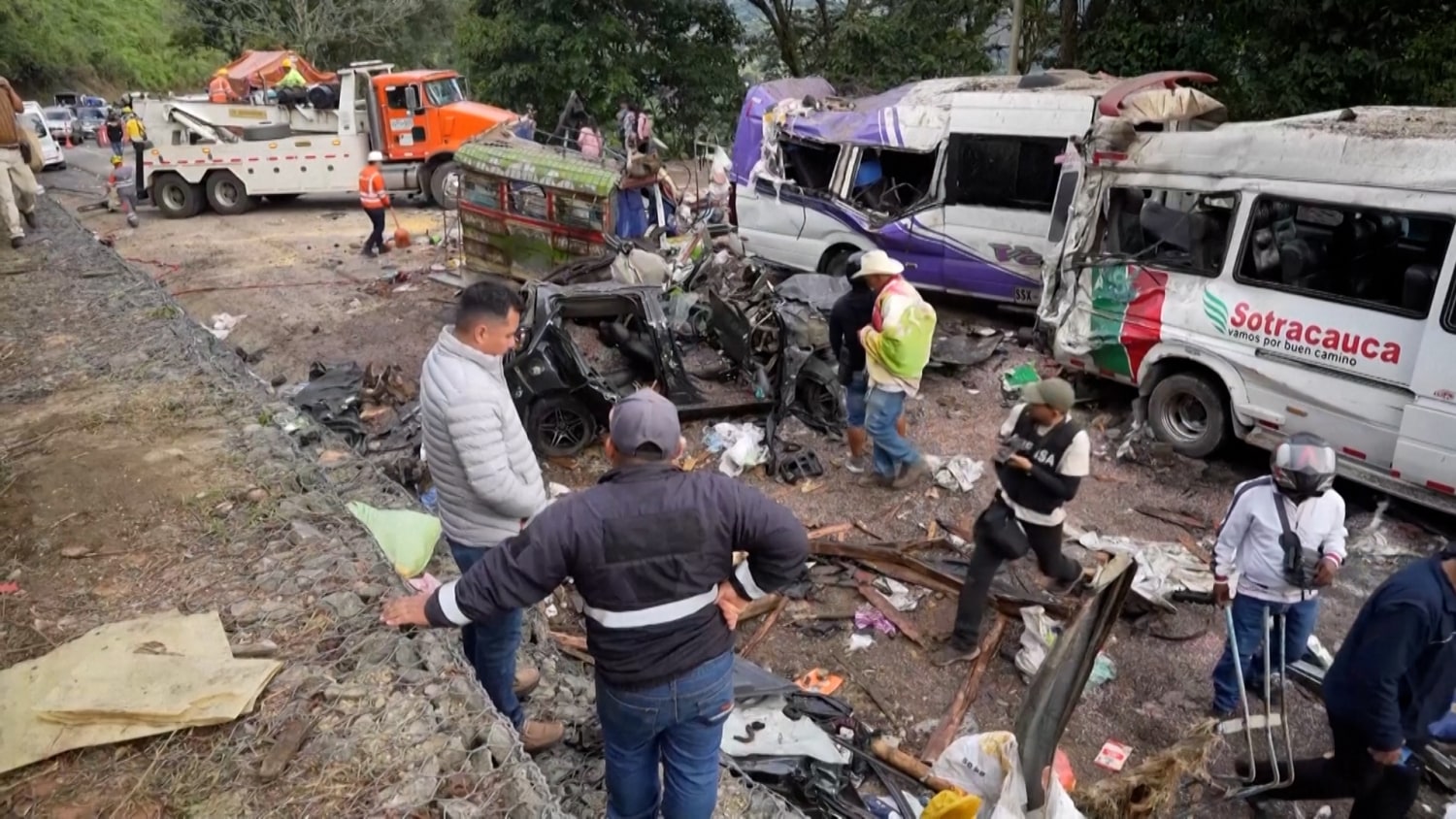 At least 19 killed, dozens hurt in Colombia highway blast
