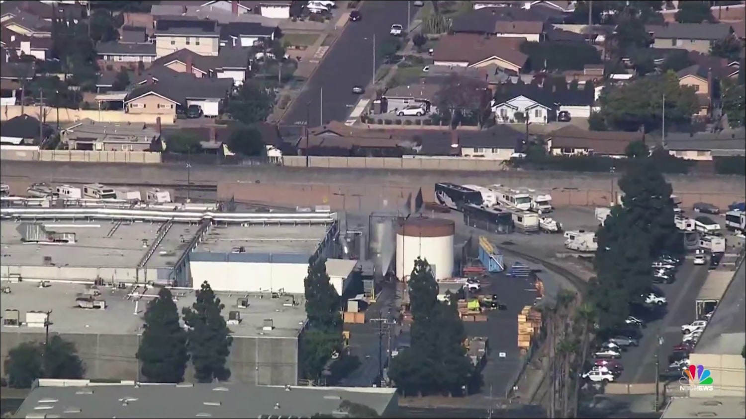 California crews race to avoid toxic chemical tank explosion