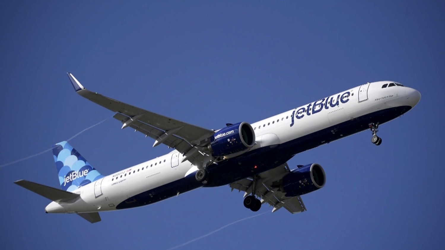 JetBlue Unveils New Fare Structure Ahead of First-Class Rollout