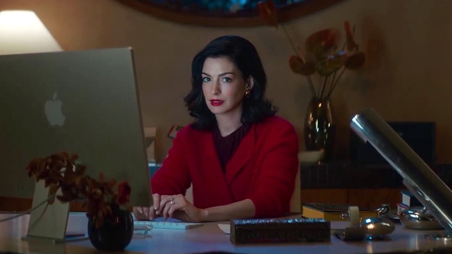 Verity: Primeiras impressões de um thriller que busca ser sério, mas esbarra no humor involuntário