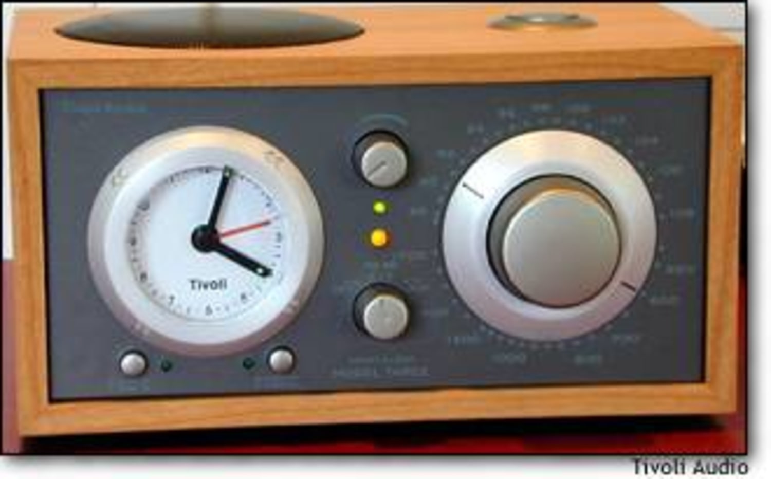 Review: clock radio