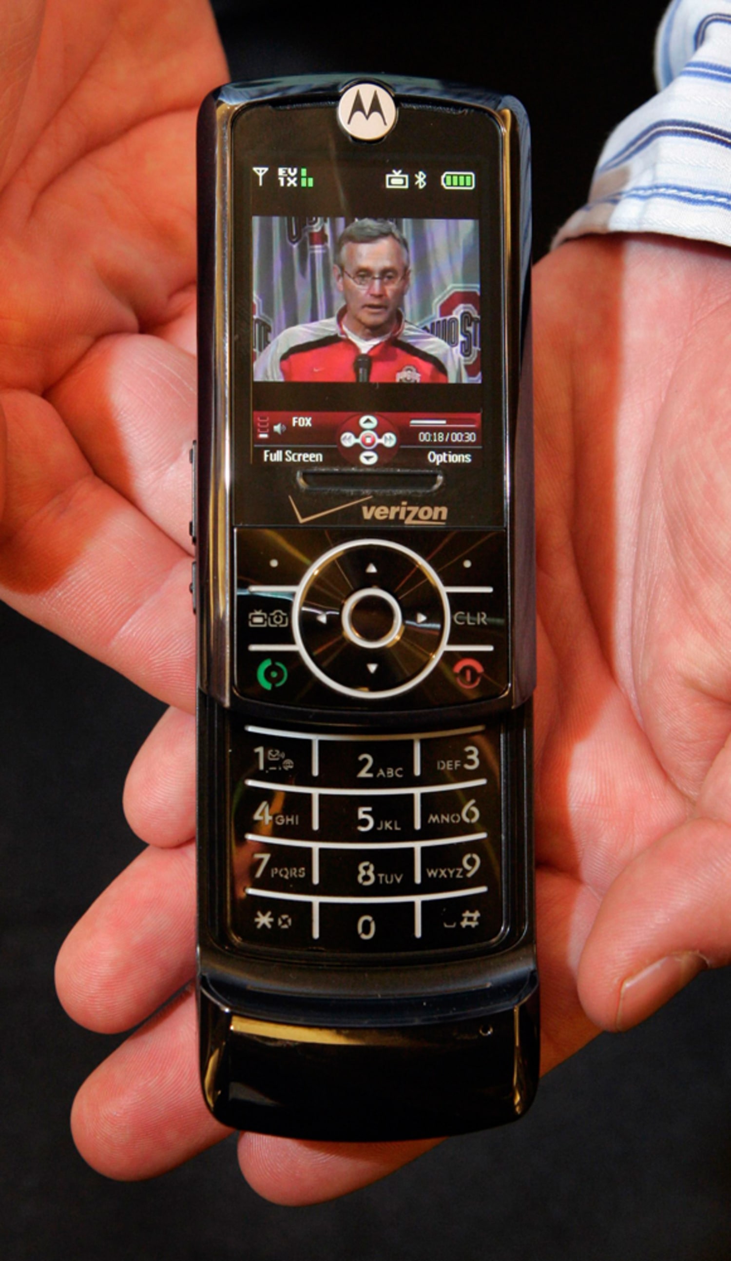 080107-motorolaphone-vmed-9a.jpg