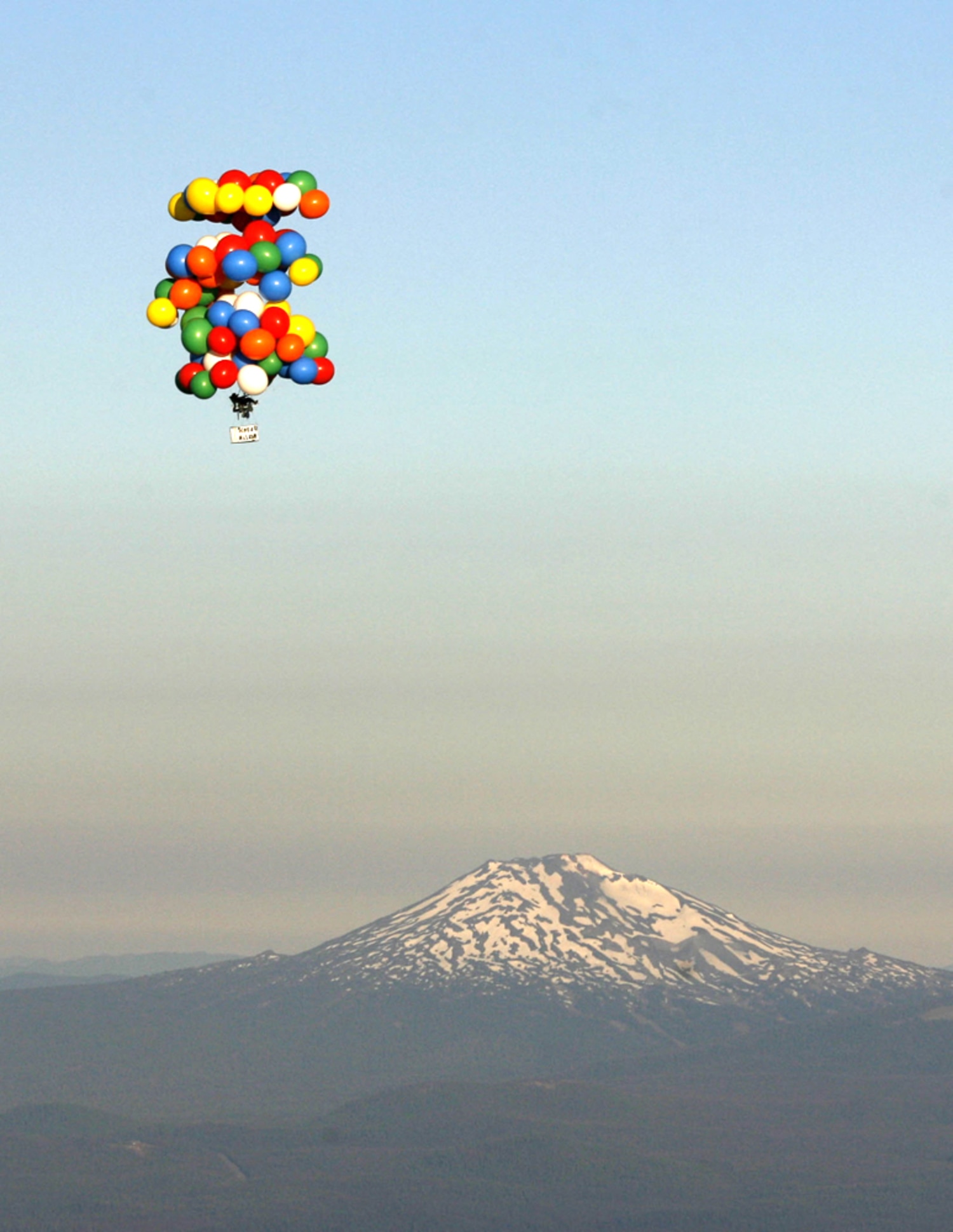 Balloon Atic In Lawn Chair Aims To Fly 300 Miles