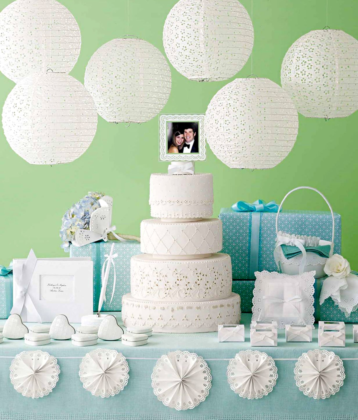 Martha Stewart crafts to hit Wal-Mart stores, image size:1500x1763