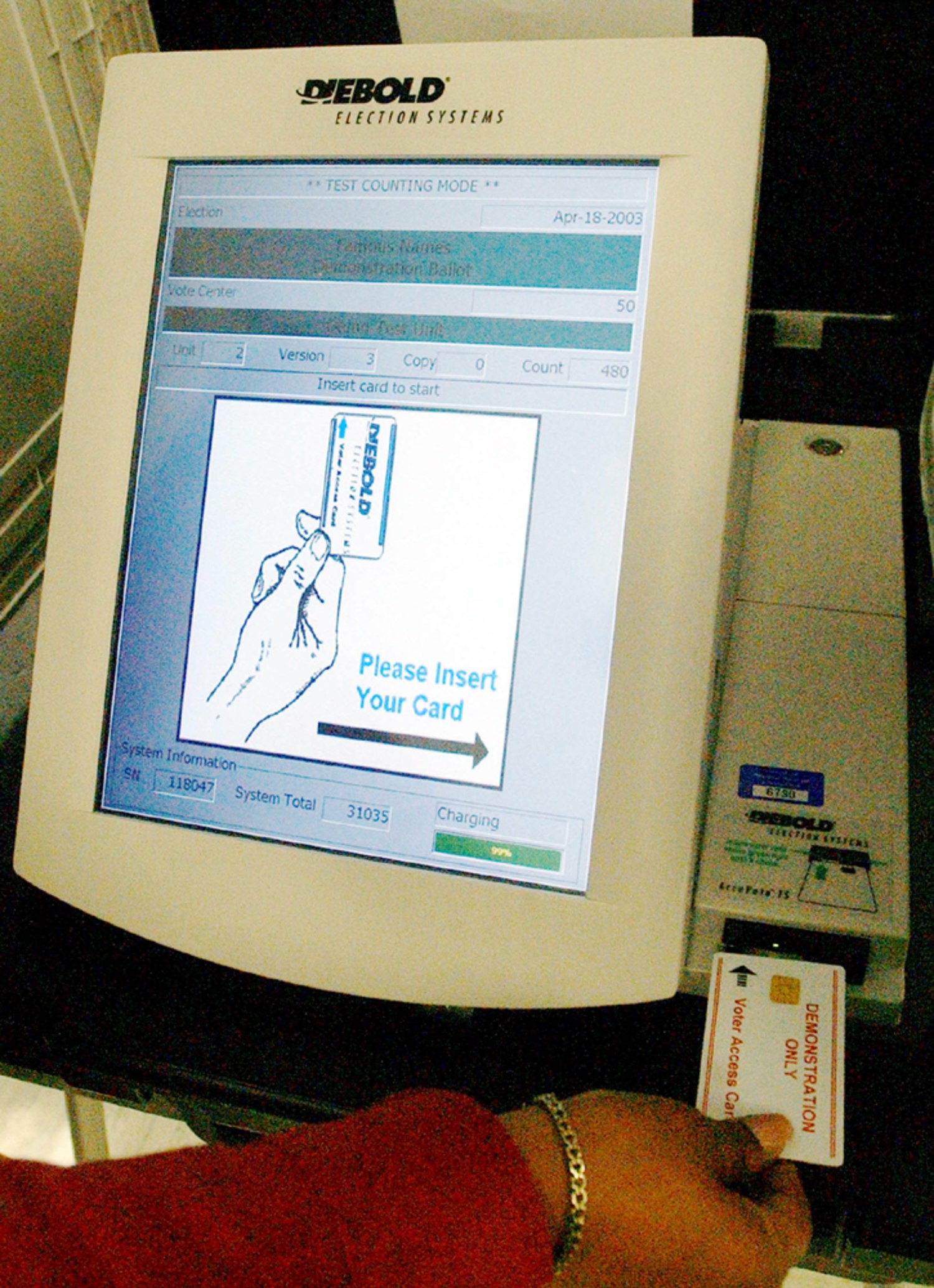 Diebold Voter Card Encoder Voting Machine 