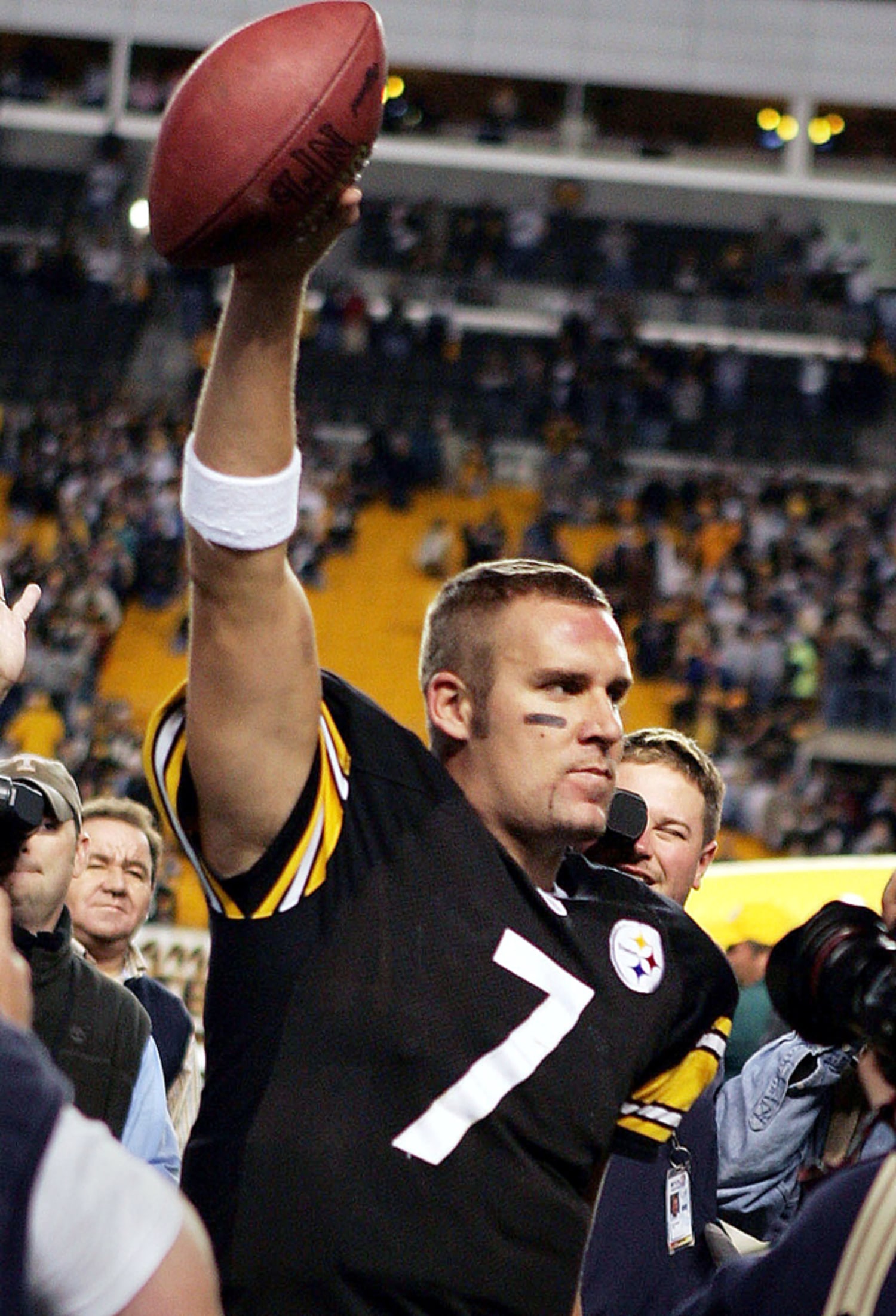 Ben Roethlisberger wants to surpass Terry Bradshaw 