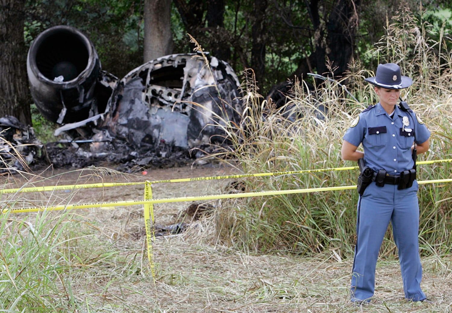 Airline: Pilots in crash discussed family, jobs