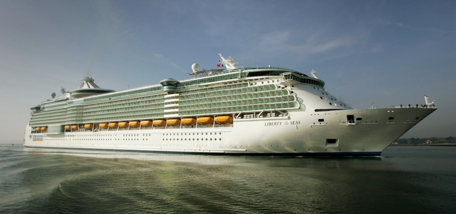 Royal Caribbean Shopping on a Cruise Ship, Independence of the