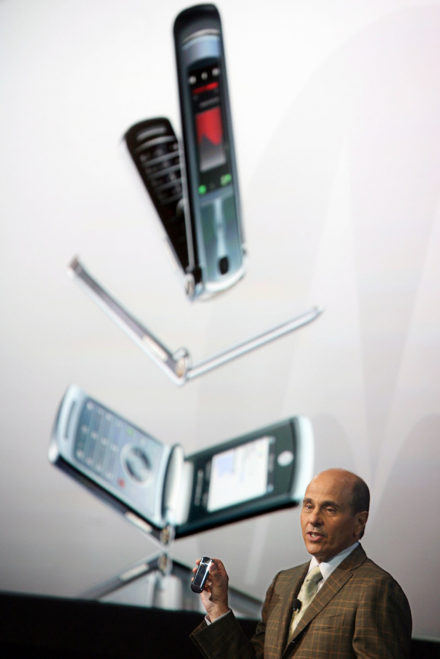 070629_razr2_skorea_vlrg_5a.jpg