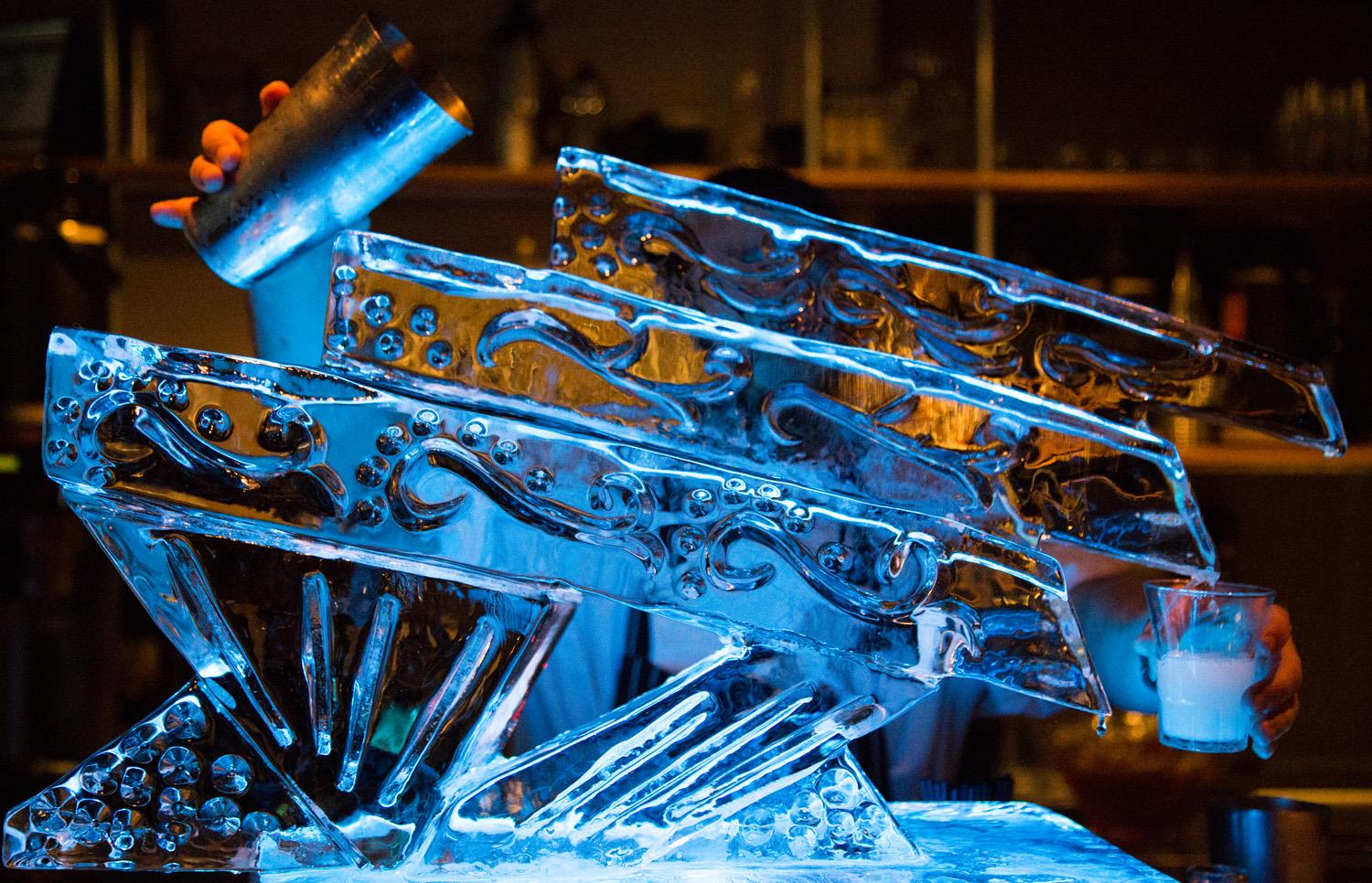 Steps for Making a Party Ice Luge