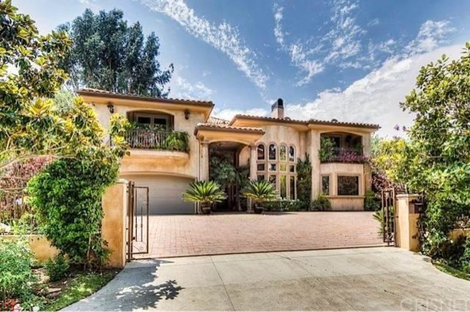 Take a peek! Jaime Pressly lists California home, image size:1500x996