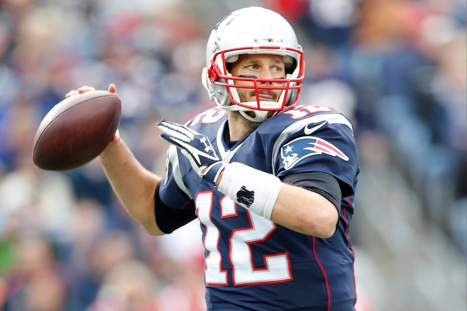 21 New England Patriots Helmet Balloon