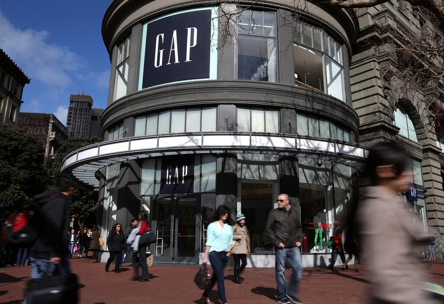 Gap Closing 175 Namesake Stores to Boost Brand