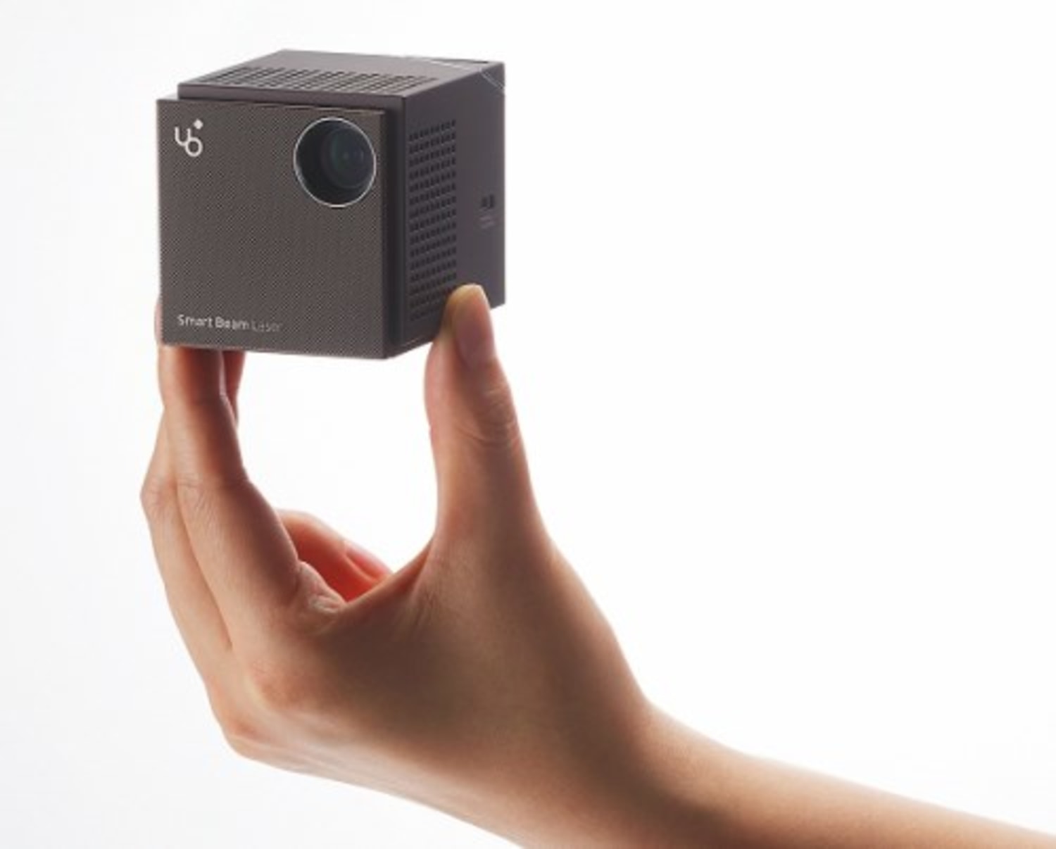 Smart Beam Laser Projector Puts HD Image in Palm-Size Package