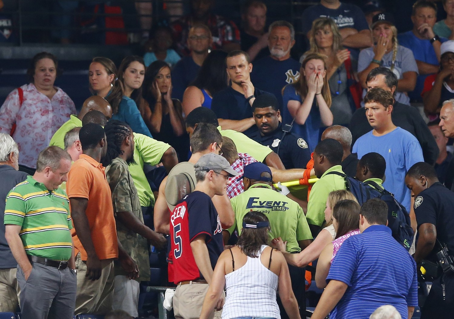 Fan Dies After Falling From Upper Deck at Atlanta Braves Game
