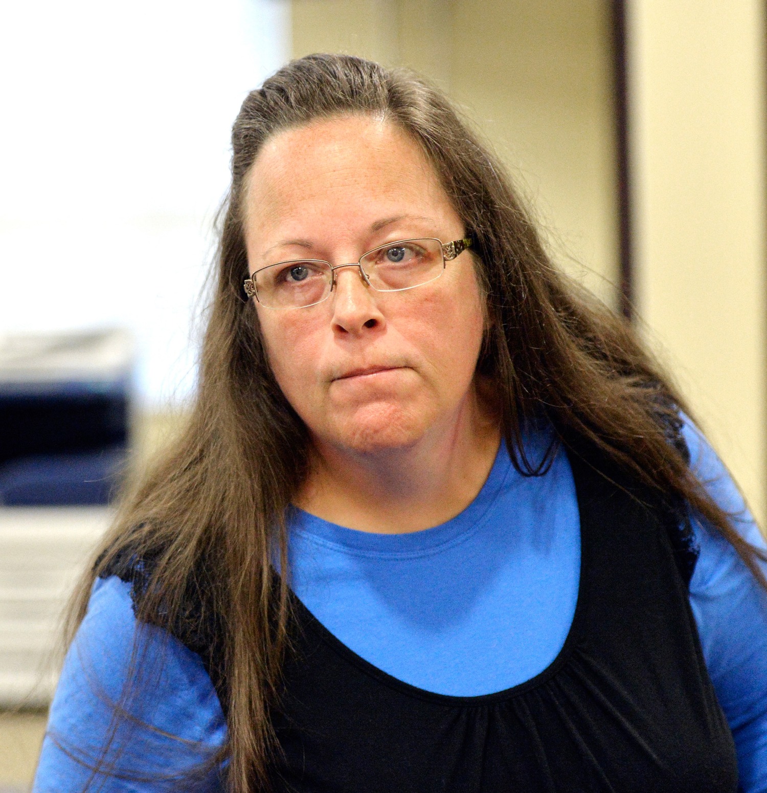 Kentucky Clerk Kim Davis, Who Refused to Issue Marriage Licenses to Gays, Seeks to End Case