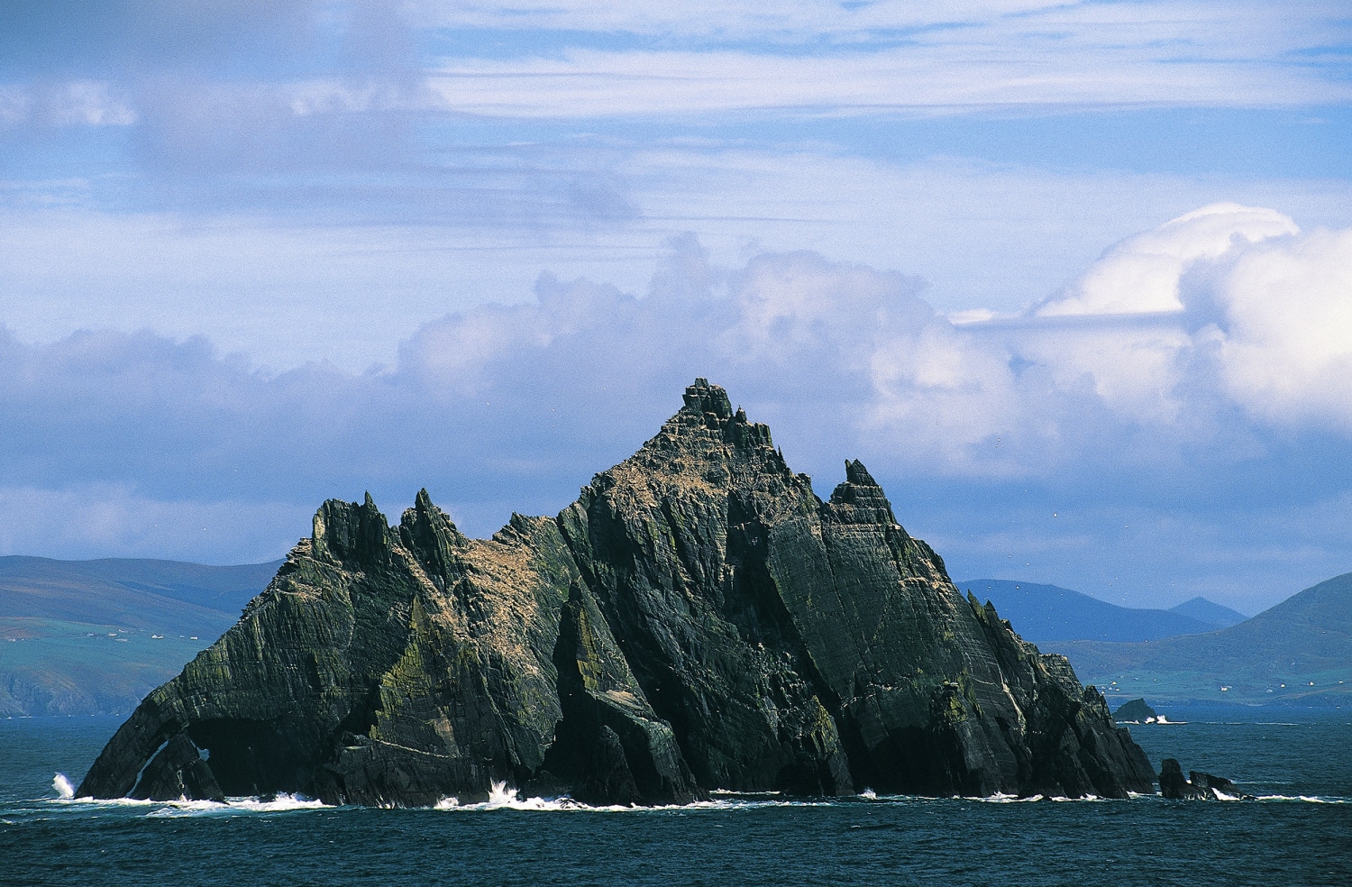 Star Wars Criticized for Filming on UNESCO World Heritage Site in Irish Isle