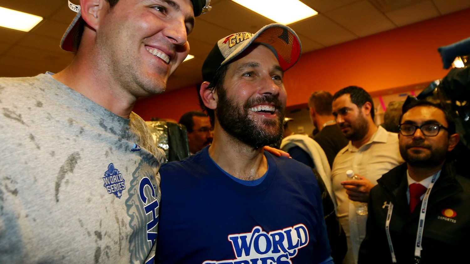 Ant-Man's Paul Rudd Celebrates Kansas City Royals Winning World Series