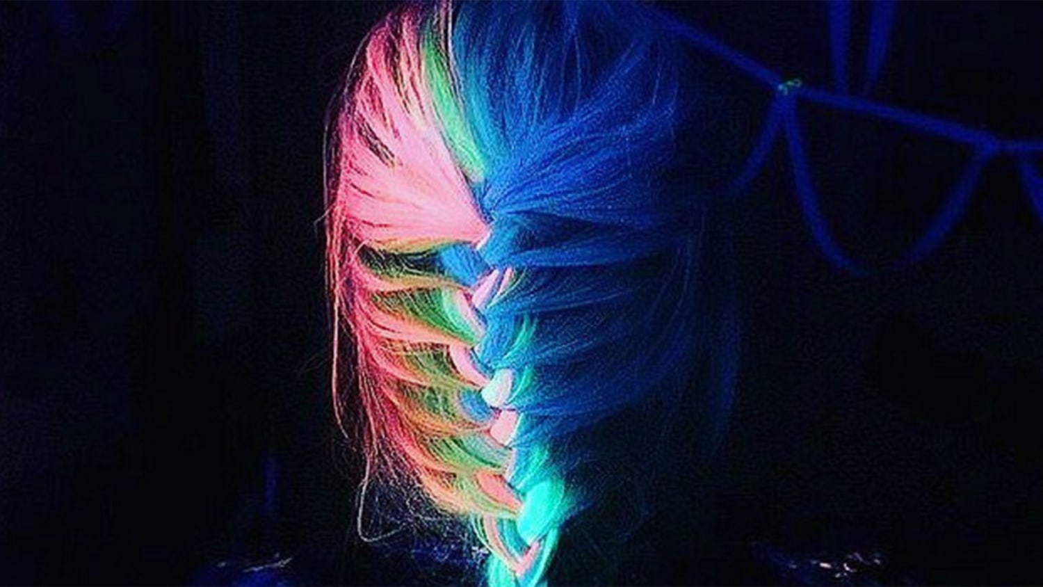 How to Do the Glow-in-the-Dark Hair Trend
